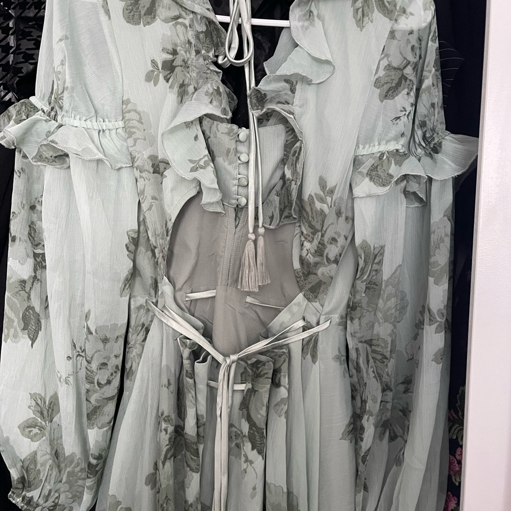 Floral Ruffle Midi Dress - Picture 12 of 16
